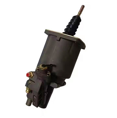 특수한 용도로 제작된 트럭, 10톤 무게, 연료 탱크 용량 400-500L, 마력 330마력